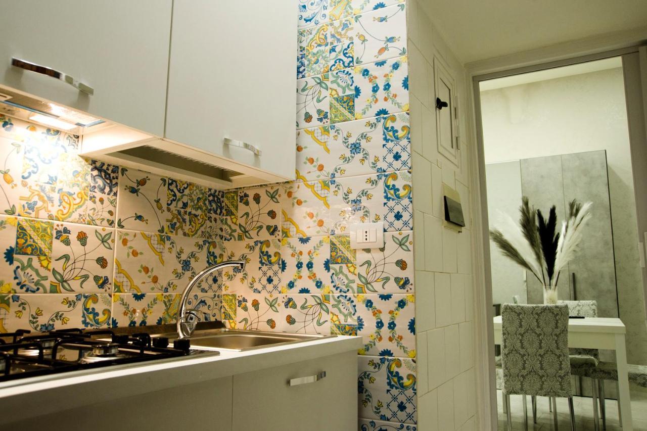 Mincasa Nel Cuore Di Napoli Екстер'єр фото