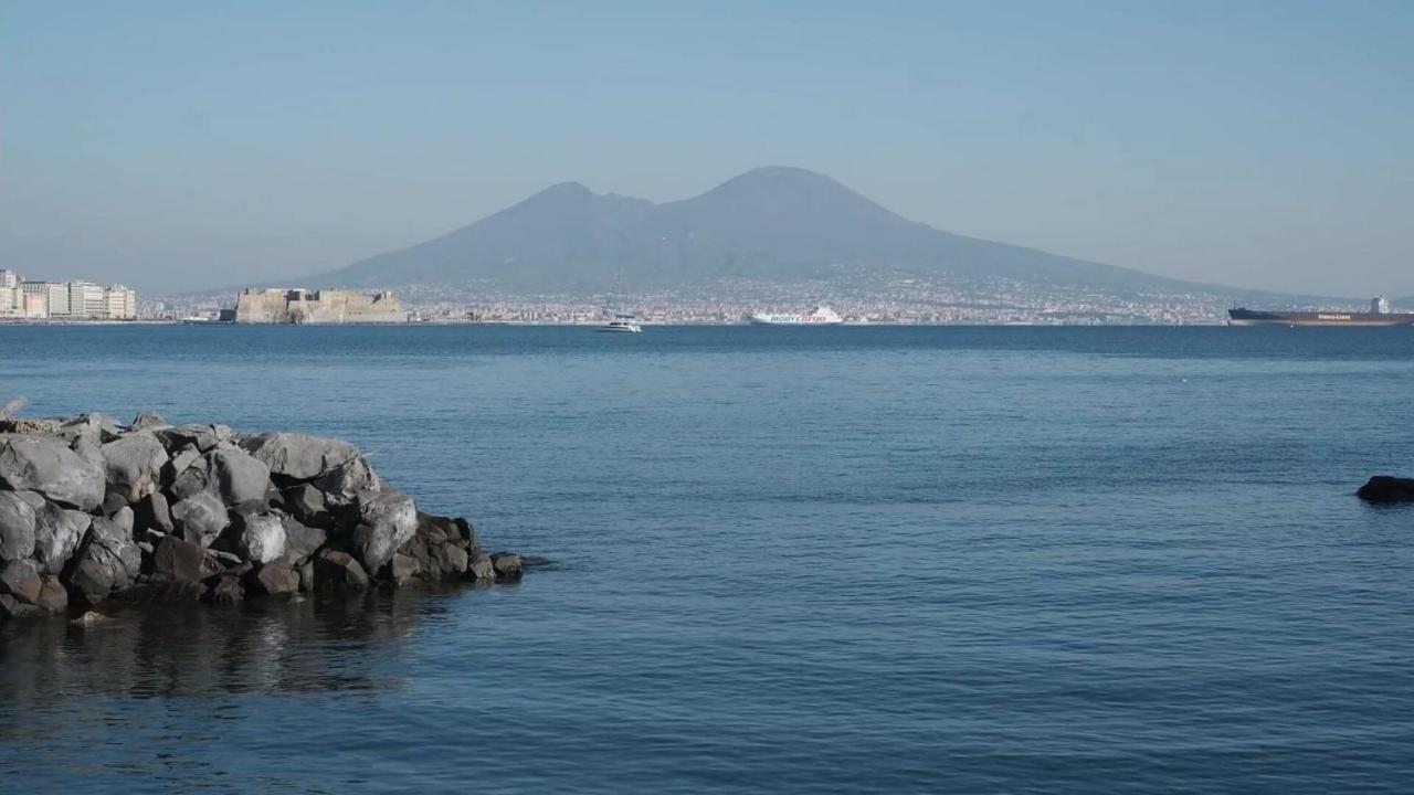 Mincasa Nel Cuore Di Napoli Екстер'єр фото
